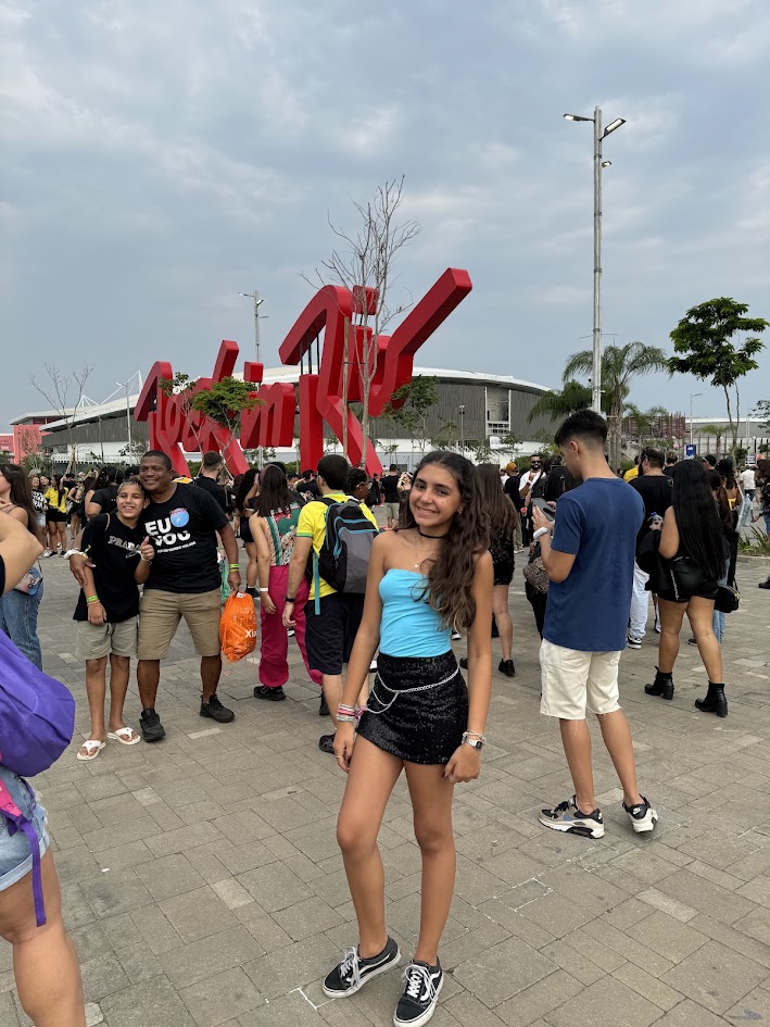 Helena aos 13 anos