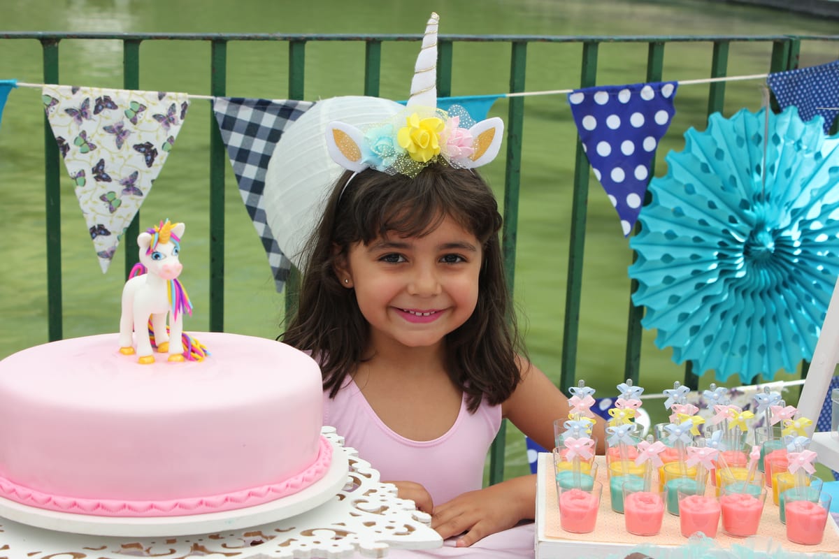 Helena aos 6 anos